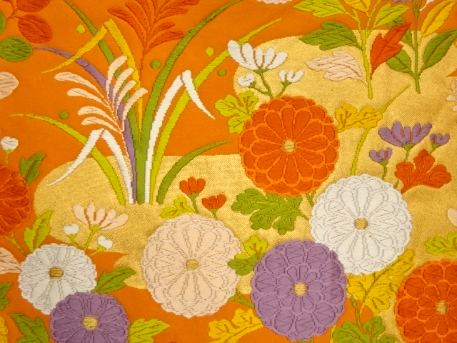  唐織秋草にヱ霞模様織出し袋帯